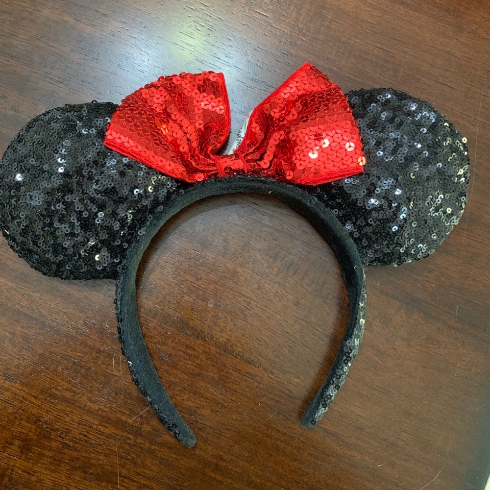 Disney Black and Red Minnie Ears